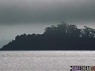 Teen babe's cunt finger-fucked hard before intense lesbian tribbing