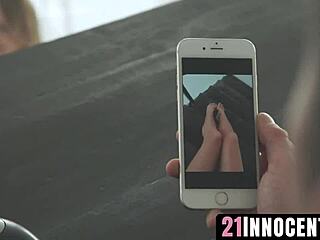 Ivana's toes get sucked wild in steamy bedroom heat