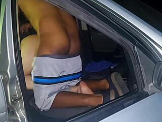 fudendo ao ar livre no mato com PUTA brasileira gostosa