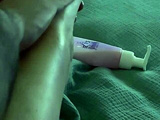 hey this petite foot massage feels so relaxing today
