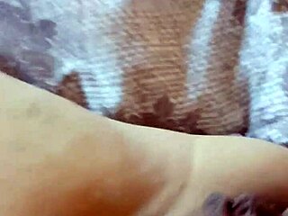 gretala shakes her curvy ass in pussy dance