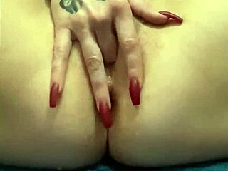 Hey babe, squirting at work feels so naughty!