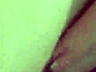 Watch this big tits milf busty masturbate close up?