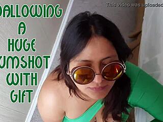 amateur bbw swallows huge cumshot and squirts wildly