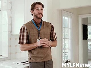 Lindsey Lakes and Venus Valencia Seduce Guy into Threesome Ride