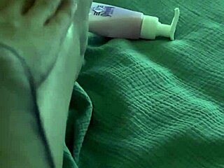 hey this petite foot massage feels so relaxing today