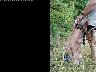 slave babe highway piss and blowjob action 🚗💦👅