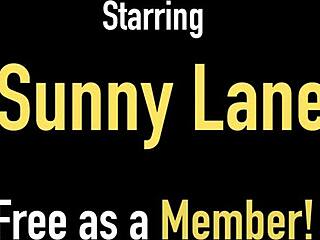 Sunny Lane's Blonde Posing Allure Captivates Viewers