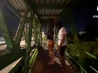 Esposa fucks stranger publicly on via light highway