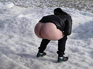 milf hairy pussy pissing sea compilation outdoors 🌊💦