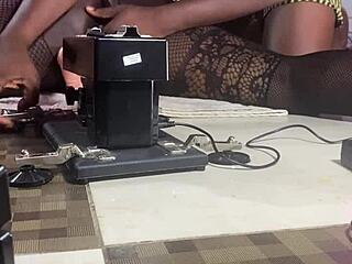 Huge pussy milf slut squirts on homemade machine toy in black amateur