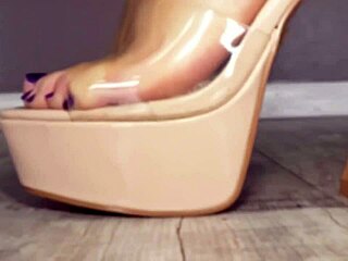 Lazy Tall Brunette's Size 12 Perfect Feet Crave Worship