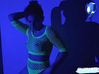 Wow picked up this club beauty, railed her hard pov and swallowed my cum