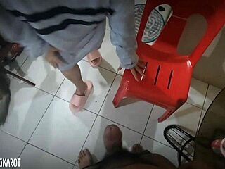 i crave steamy shower foreplay with deep sucks