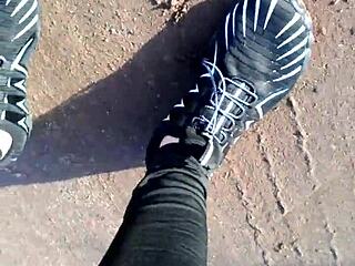 new barefoot shoes make me horny outdoors! 👟😈