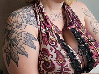 office pal doesn't mind your eyes on her huge saggy tits