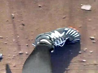 new barefoot shoes make me horny outdoors! 👟😈