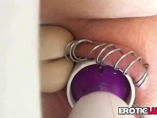 hey horny babe 😈 toys her pierced pussy so deep! 🔥💦