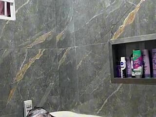 Bold Brazilian babe's first intense tub bath for fans