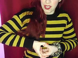Nude to stepsis makes her insanely horny now