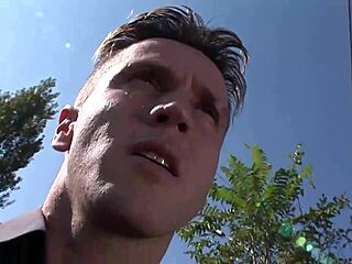 simone flashes big cock in budapest stockings?