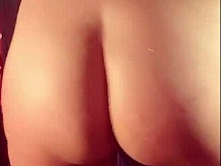 damn hot teen tess toys her curvy ass big tits!