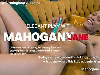 wanna see this million dollar pussy get fucked solo?