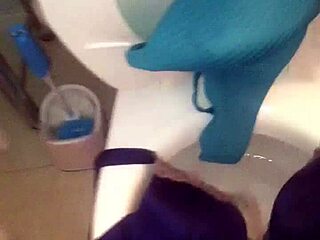 Busty 40dd Bra Babe Takes Massive Cumshot