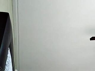 Steamy motel hookup with passionate amateur lover