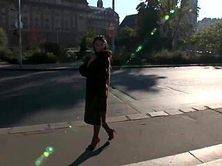 simone flashes big cock in budapest stockings?