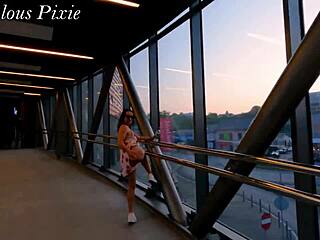 Strangers Catch Wild Public Flashing Slut Compilation