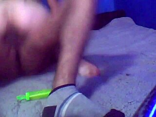 Colombian babysitter orgasms in private missionary