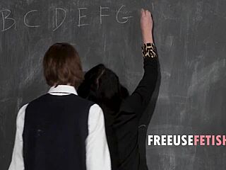 valentina nappi milf enables free use fetish group lessons