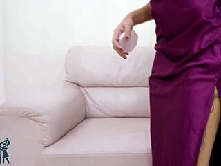 rich guy eats waitress's ass after restaurant pickup subtitled