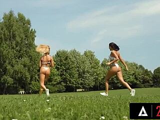 oh god cherry kiss n sarah cute eatin pussy so hot undr sun