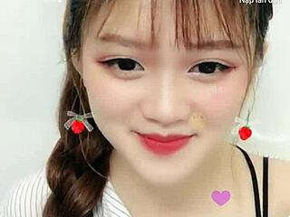 Mysterious Cute Korean Livestream Captivates Uplive Viewers