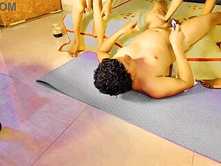 passionate ffm threesome with skinny brunette riding hard 💋🔥