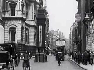Vintage Lesbians Lick Hairy Beavers in Retro Antique Scenes