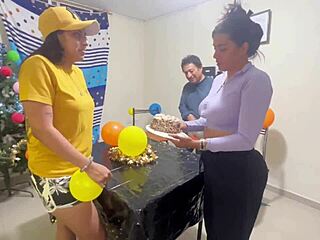 Homemade FFM Threesome Friends Fuck Juicy Pussies