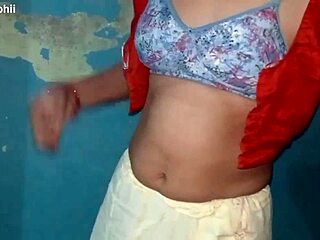 oh god that hot kissing and closeup sex with janvibhabhi feels so good