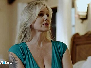 two brunette milfs face sit moan shaved pussies couch