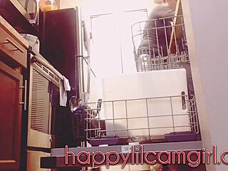 girl ignores you while cleaning kitchen giantess cam 😏🧹