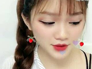 Mysterious Cute Korean Livestream Captivates Uplive Viewers