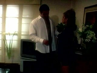 mikobu giovanna valcarcel in baño de damas 2003