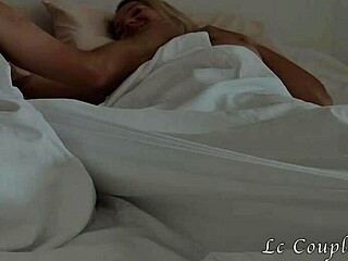 oh baby, finger my tight asshole not pussy i crave that buttplug deep!