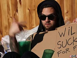 grinch craves that gaping anal pounding now 😈🍑💦