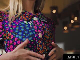 hey coco, can your lesbian bestie lauren make you squirt hard?