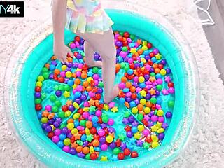 redhead's fat lips and pussy stuffed full by monster cock until creampie explosion