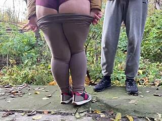 Depraved Chubby BBW Milf Squats in Leggings Pissing Outdoor Public Squirting