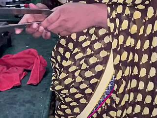 Quenching Bhabhi's Thirst Straight From Kitchen